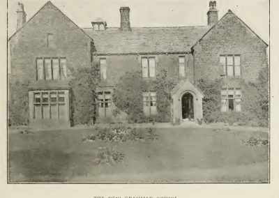 Photo of the "new" Grammar School; latterly known as Weirfield.